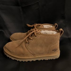Size 9 UGG boots
